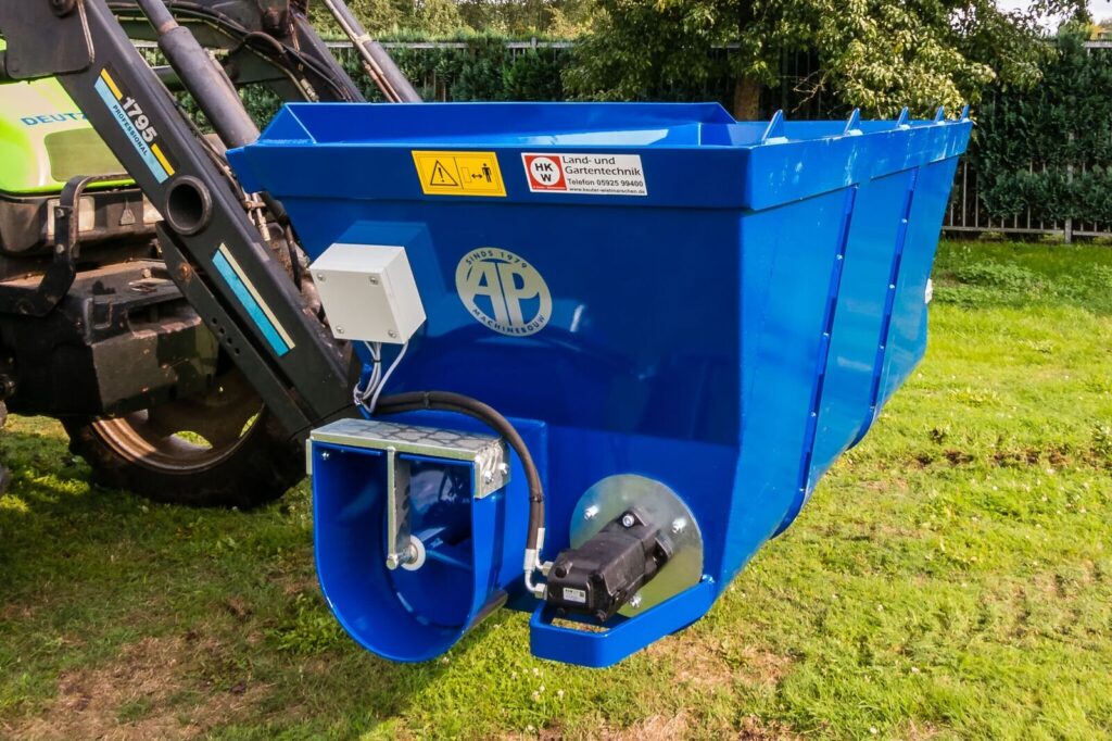 Auger buckets