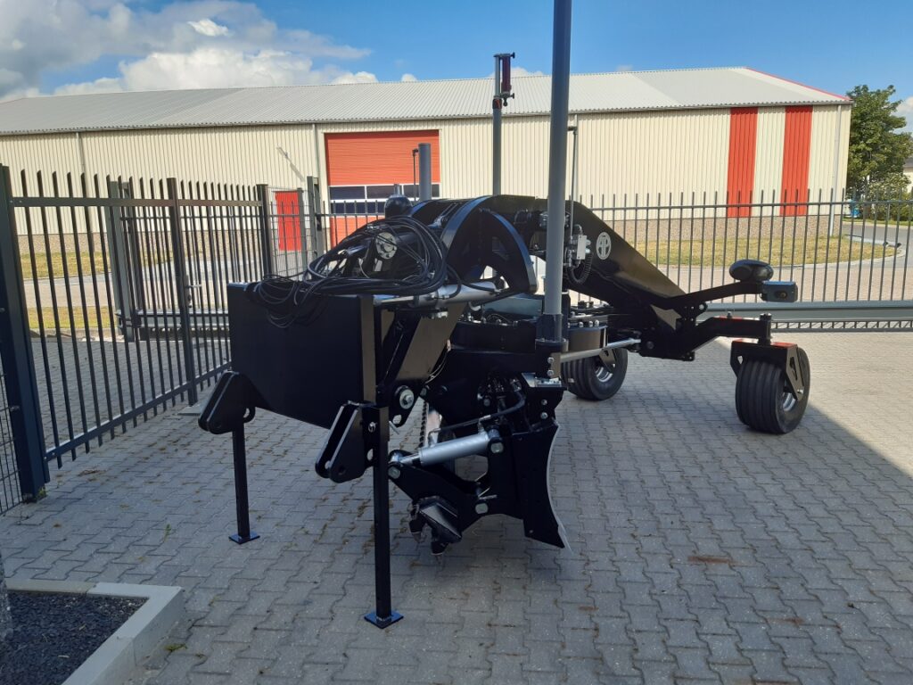 Attachment graders