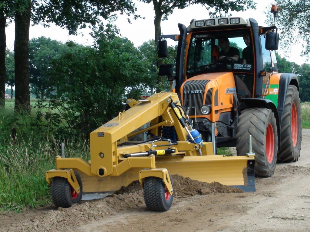 Attachment graders